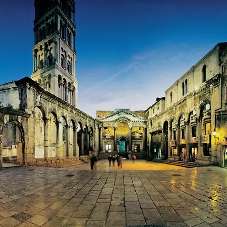 Center Апартаменты Сплит